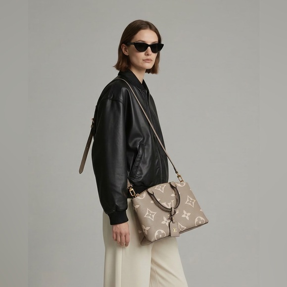 Louis Vuitton Handbags - Louis Vuitton Gray Monogram Shoulder Bag